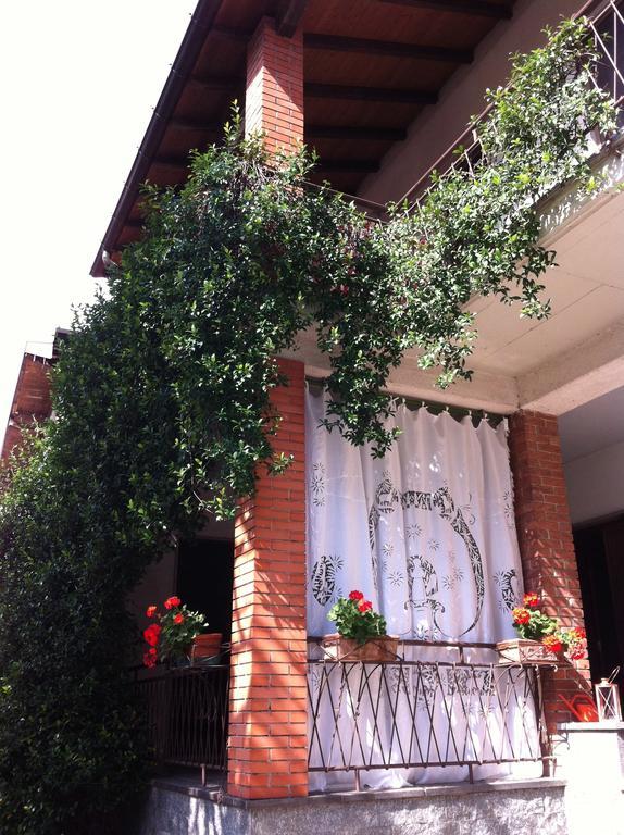 La Casa Creativa Bed and Breakfast Lomnago Habitación foto